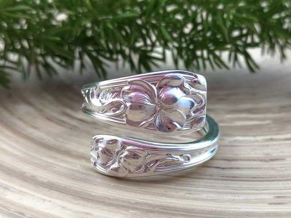 Upcycled Sterling Silverware Jewelry Custom size. Dainty Nature inspired floral ring Flower SPOON RING
