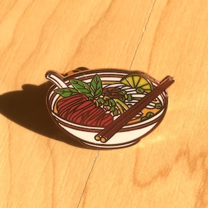 Pho hard enamel pin