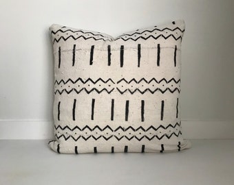 Authentic Mudcloth Pillow Cover, Cream and Black