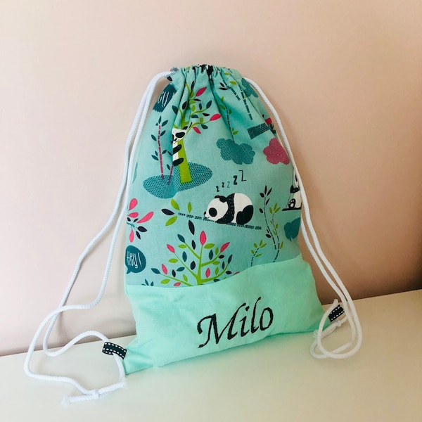 Sac baluchon "panda vert" sur commande prénom brodé école à bretelles en coton maternelle