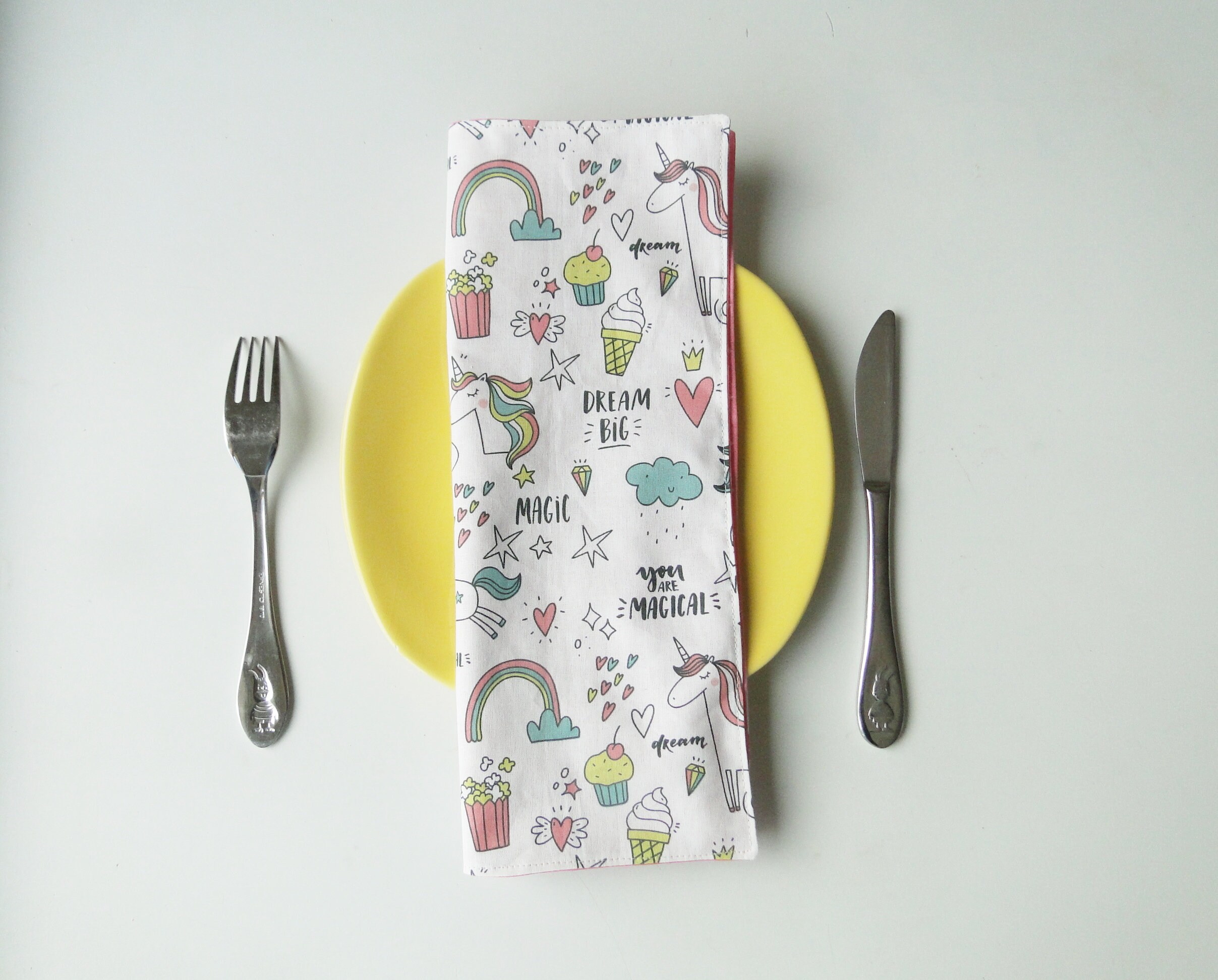 Serviette de Table Licorne Magique sur Commande Enfant Doublé avec Prénom Coton Zéro Déchet Écologiq