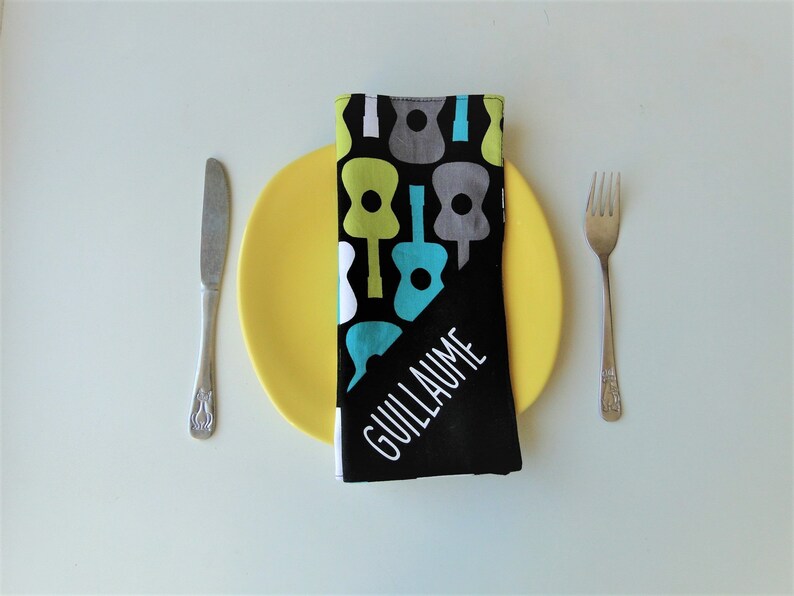 Napkin guitar child doubled with first name and message cotton
