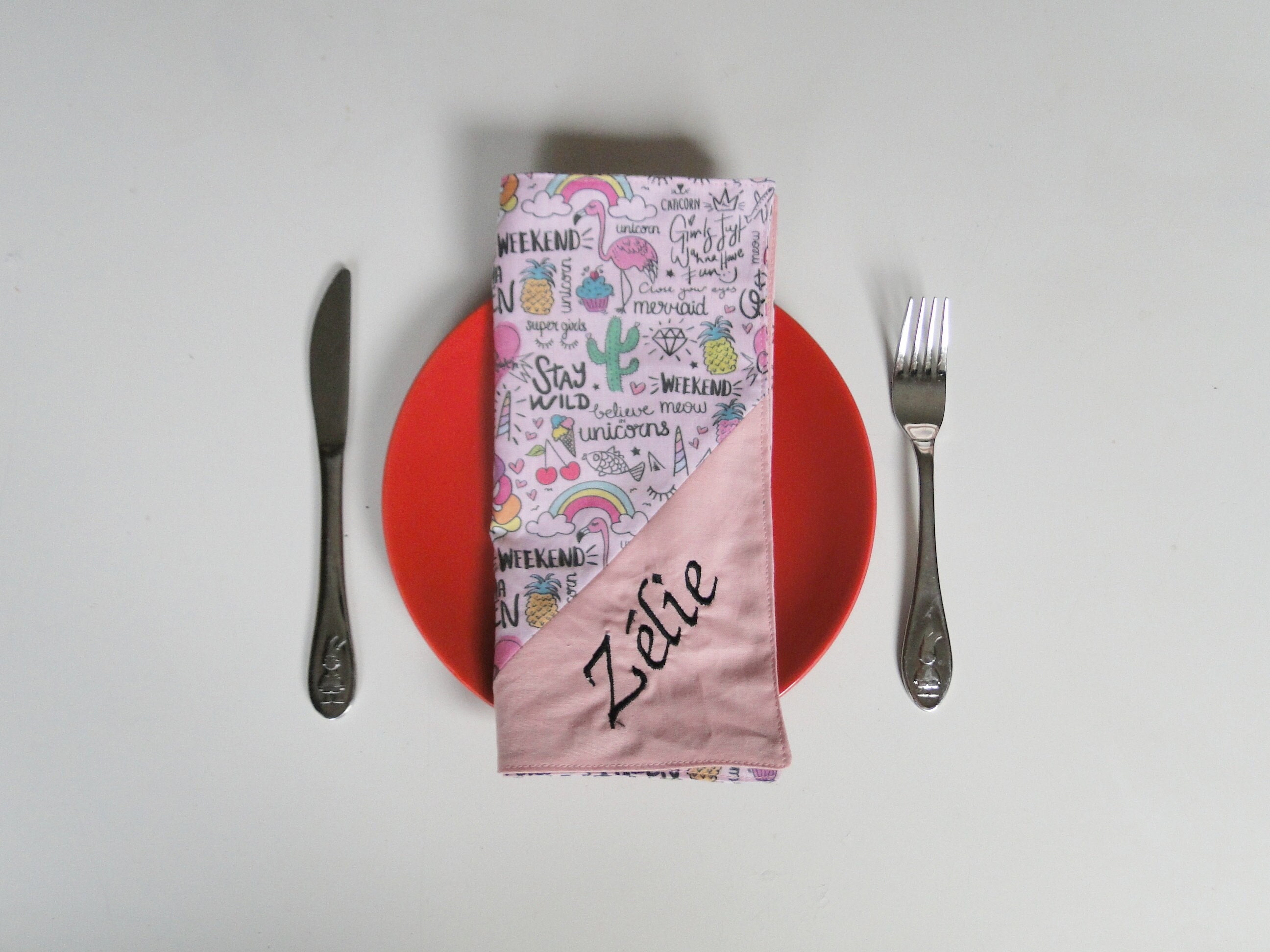 Serviette de Table Licorne Ananas Enfant Doublé avec Prénom Brodé et Message Coton Zéro Déchet