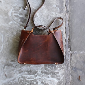 Ladies leather handbags uk hotsell