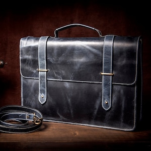 Maletín de cuero real personalizado para hombre, bolso para computadora portátil, bolso de hombro para oficina, bolso mensajero, regalos para él, regalo de Navidad / azul marino