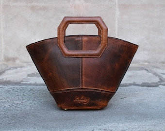 Personalized Leather Handbag: Top Handle Tote with Octagon Handle