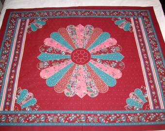 Fabric Country Dresden Plate design wall hanging or mini quilt one yard ,w/ 1 1/2 yd. matching fabric,red ,pink,teal,lavender,vintage fabric