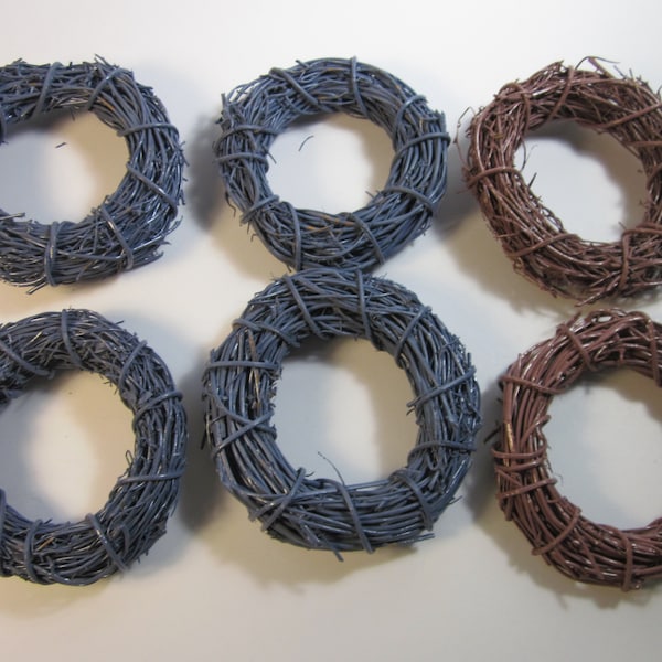 6 grapevine wreaths for crafts, 4 Williamsburg blue and 2 pinkish lavender mauve, 4"