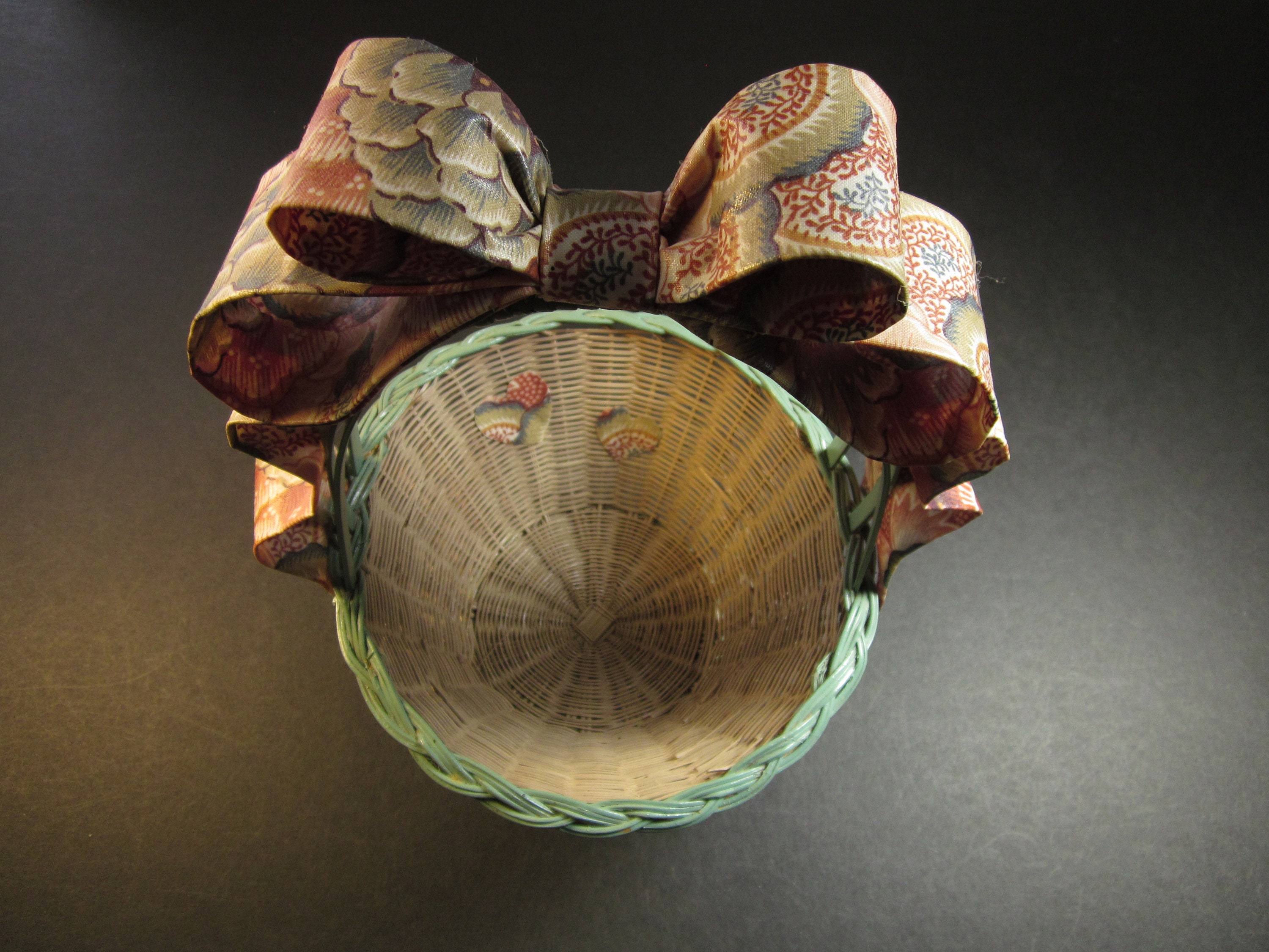 6 x 9 reed basket with handmade stiffy fabric bow Etsy