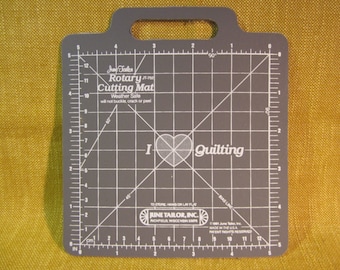 set of 3 June Tailor mini rotary cutting mats 5", 1/8" increments, superior durability,grid,non skid,textured,handle,quilting,made in USA