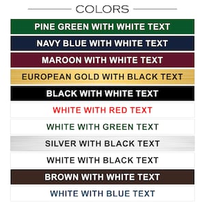 K&ouml;nnte beinhalten: Eine Tabelle mit verschiedenen Farbkombinationen f&uuml;r Text und Hintergrund. Die Farben umfassen Kiefern gr&uuml;n, Marineblau, Rotbraun, Europ&auml;isches Gold, Schwarz, Wei&szlig;, Silber und Braun.
