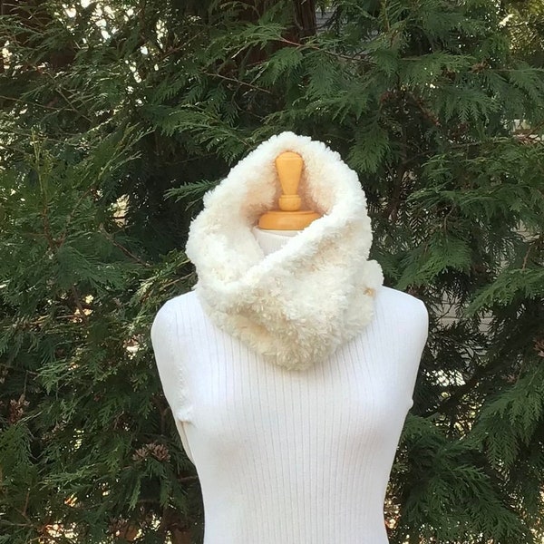 The WYNTER WHITE WARMER Cowl, Hand knit Faux Fur super cozy cowl Reversible