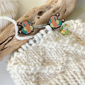 HANDMADE WITH LOVE, Knitting hearts Stitch Stoppers, Fun gift for Knitters or crocheters, keep stitches safe, Set of 2 point protectors
