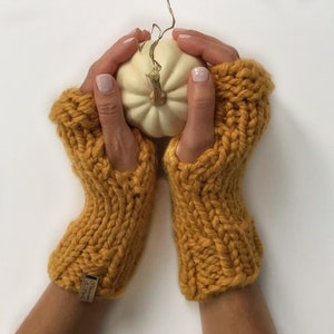 Customizable Hand-Knit Fingerless Mitts, Chunky Wool Blend Handwarmers image 2