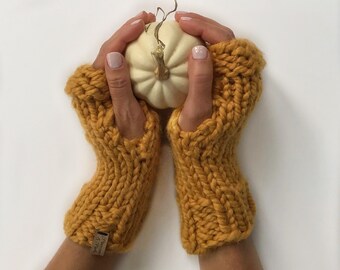 Hand Knit Fingerless Wool Mitts: Chunky Heather Hand Warmers