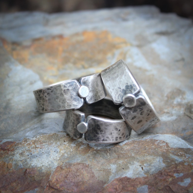 Handmade rustic sterling silver ring, rustic geometry image 3