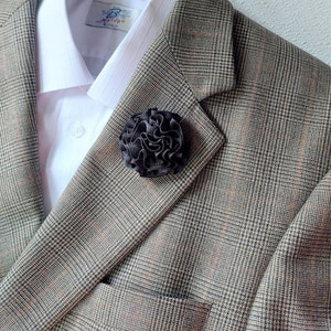 Black Carnation Lapel Pin - Flower Boutonniere Brooch for Men's Suits.