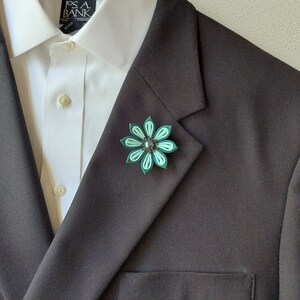 Elegant Hunter Green and Aqua Flower Lapel Pin - Handcrafted Kanzashi Green Brooch for Men&#39;s Suit Accessories