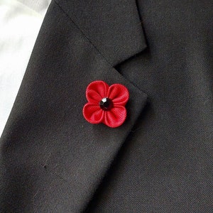 Red Poppy Lapel Pin - Flower Pin Brooch for Men&#39;s Suit.