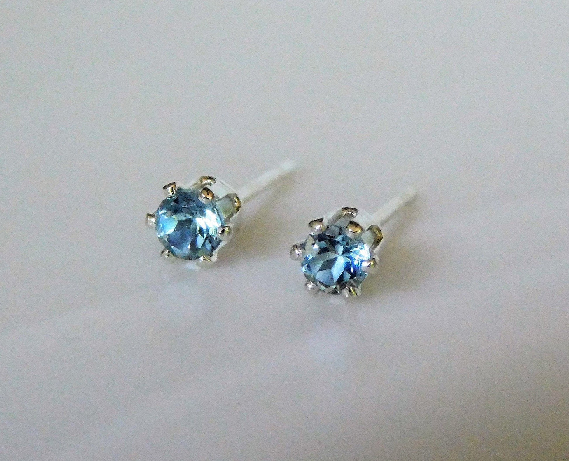 Aquamarine 3mm Studs Dainty Aquamarine Stud Earrings Etsy