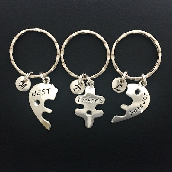 Friends forever best sale keychain
