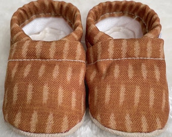 Mustard Brown Baby Shoes | Organic Cotton Lined CLAMFEET Baby Booties | CALEB