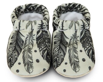 FEATHER PATTERN BABY shoes, organic baby shoes, vegan crib shoes, soft sole baby shoes