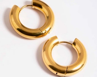 18K Gold Plated Round Huggie Hoop Earrings - Plain Chunky hinged Huggies - Small Everyday Hoops - Gift Ideas for Her-Everyday light Earrings