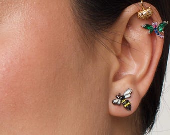 Kleine Honigbienen-Ohrstecker, silberne Bienenohrringe, Hummel-Posts, von Bienen inspirierter Schmuck, Farbbienen-Ohrringe, Geschenke für Bienenliebhaber, minimalistischer Käfer