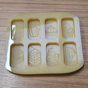 Cakes Wax Melts Silicone Mould. Fit Home Bargains Box!