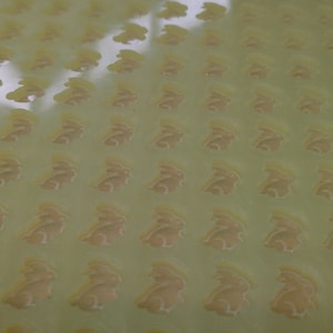 Bunny / Rabbit Scoop / Scoopies / Scoopy / Tiny Melt Silicone Mould