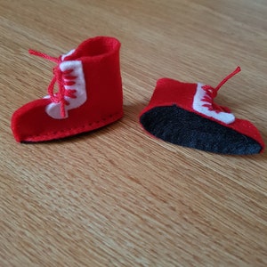 Felt elf lace up doll boots in red