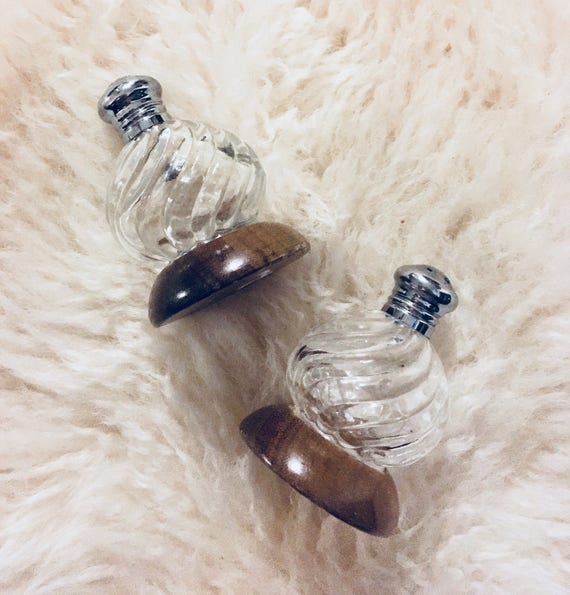 Mini Crystal Salt + Pepper Shakers