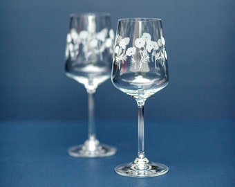 Poppy Birth Flower Wine Glass Set with Etched Floral Design August Birthday