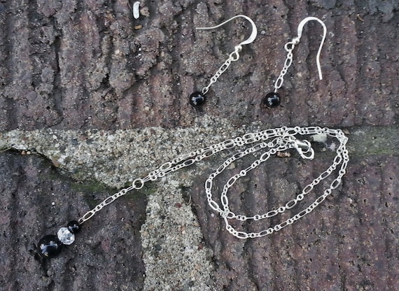 Silver-tone Black Swarovski Pearl and Cubic Zirconia Jewelry  display picture 2