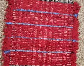 Handwoven Shaggy Rag Rug red and blue Recycled Fabric, 37x27 inches