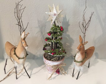 Primitive Reindeer - Holiday Reindeer Display - Handmade Christmas Decoration - Holiday Room Decoration - Reindeer with Bells -