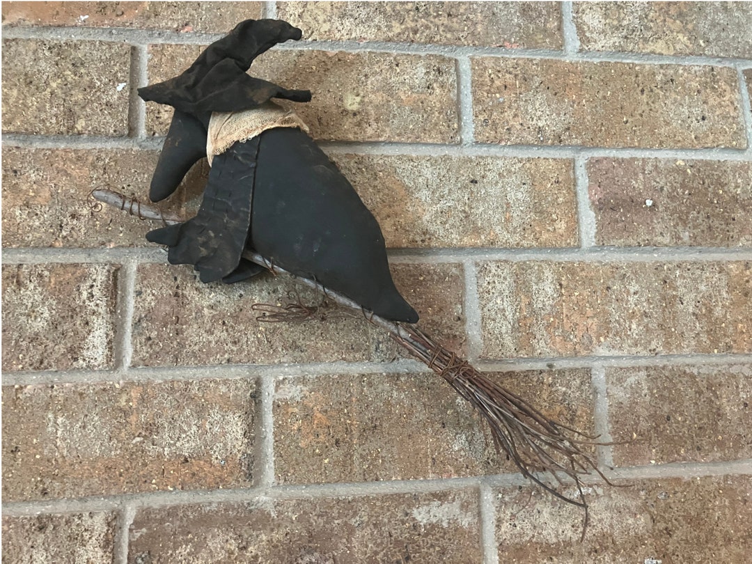 Handmade Primitive Crow Witch With Broomstick - Halloween Wall Art ...