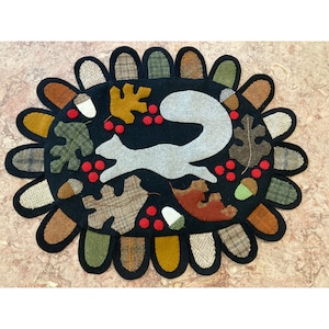 Handmade Autumn Wool Penny Rug- 100% wool - Fall Table Decor - Autumn Scene - Squirrel - Candle Mat - Country Decor - Applique Penny Rug