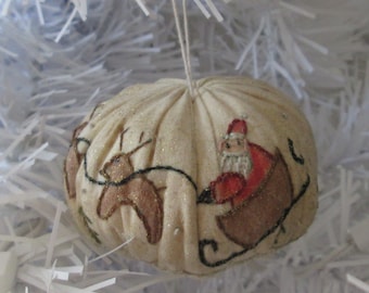 Primitive Tree Ornament - Santa with Reindeer - Hand Embroidered Ornament - Tree Decoration - Holiday Room Decoration - Teacher's Gift