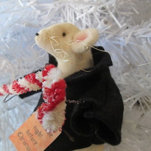 Primitive Christmas Mouse  - Handmade Ornament