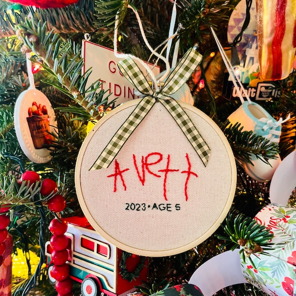 Personalized Hand Embroidered Children's Ornament: Handwriting Keepsake 4in circle ornament