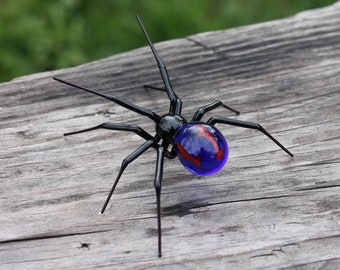 Spider Glass  Art Glass Spider Figurine Glass Figurine Insects Figure Glass Sculpture