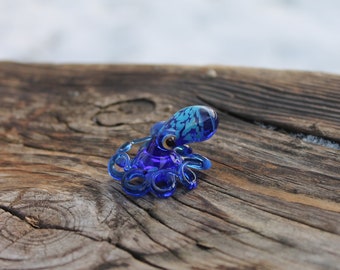 Small Glass Octopus glass figurine Octopus Miniature Kraken Octopus Little Glass Animals Murano