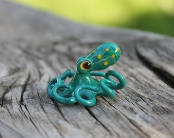 Blown Glass Green and Yellow Octopus glass figurine Octopus Glass Ocean Octopus