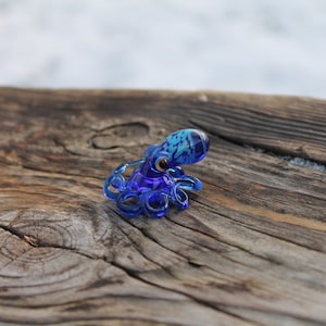 Small Glass Octopus glass figurine Octopus Miniature Kraken Octopus Little Glass Animals Murano