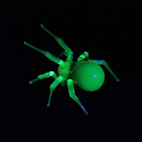 Uranium Glass Spider Uranium Vaseline Glass Figurine Spider Glass UV Spider Glass  Figurine