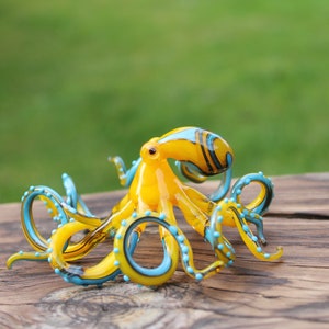 Blown Glass Octopus glass figurine Octopus Glass Ocean Octopus  Kraken Glass Octopus Figurine