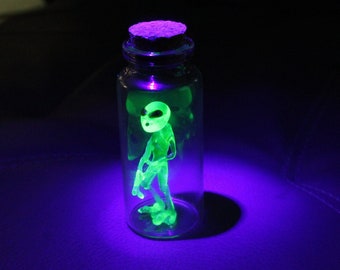 Uranium Glass of Alien figure, Glow in the Dark Alien Specimen in a Bottle Area 51 , Uranium Glass Alien