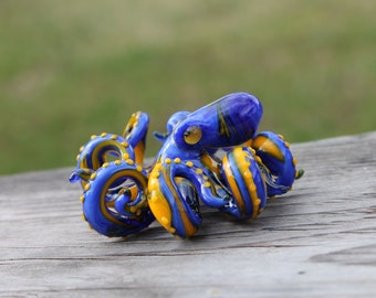 Octopus Ukraine Flag Colors Kraken Collectible Wearable Boro Glass Octopus Necklace / Blown Glass Octopus figurine